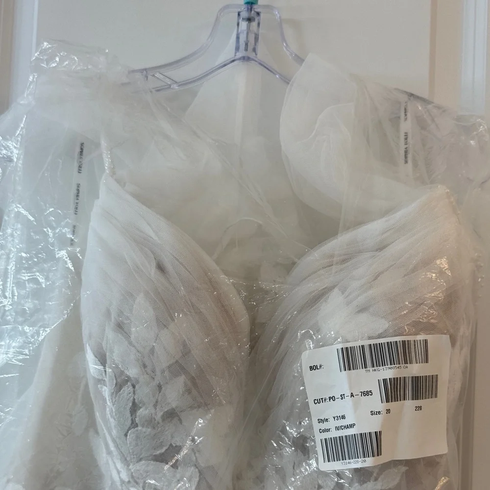 NWT Size 20 Sophia Tolli Wedding Dress Y3146 - Picture 5 of 16